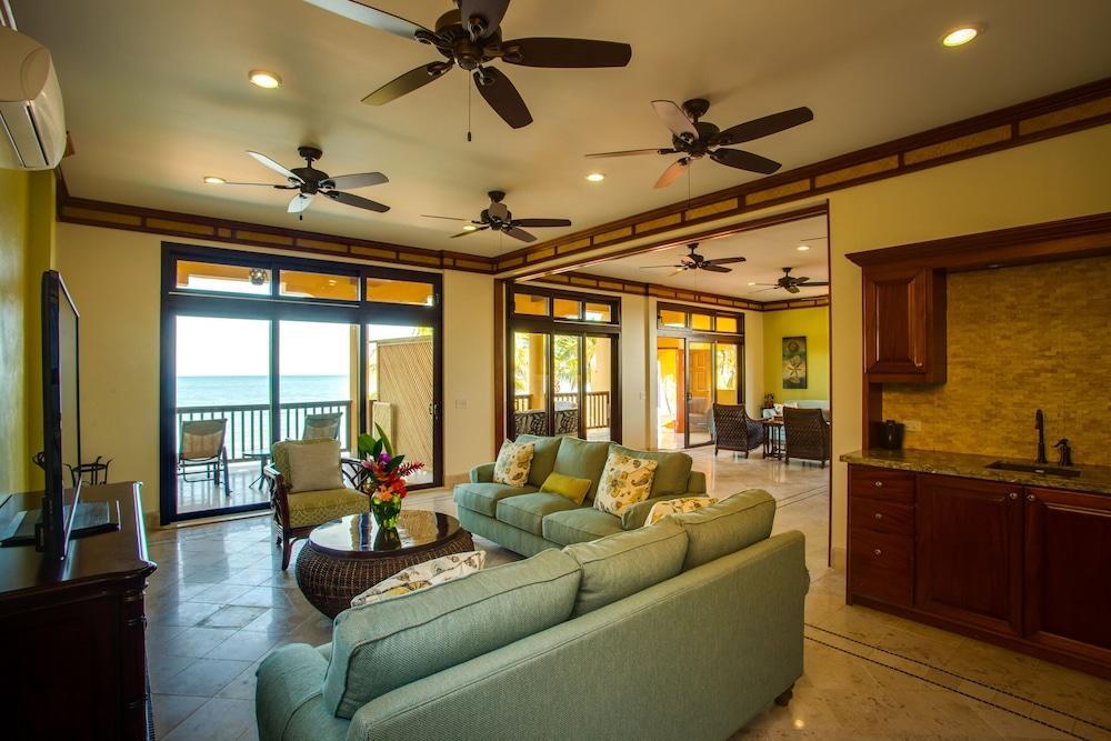 Almond Beach Resort At Jaguar Reef Hopkins Exterior foto